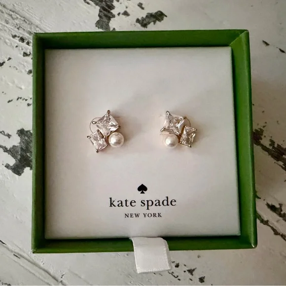 Kate Spade Victoria Cluster Stud Earrings - Picture 1 of 3